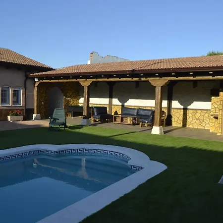 Holiday home El Capricho De Carrascos