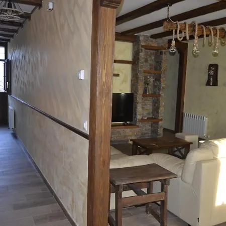 בית נופש El Capricho De Carrascos Juarros de Voltoya